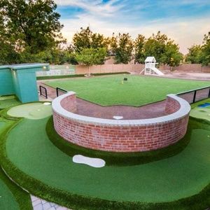 Meet your Posher, Rolando